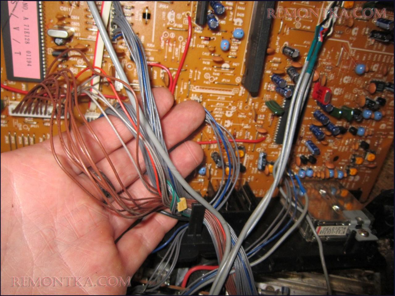 Где бесплатно достать радиодетали?