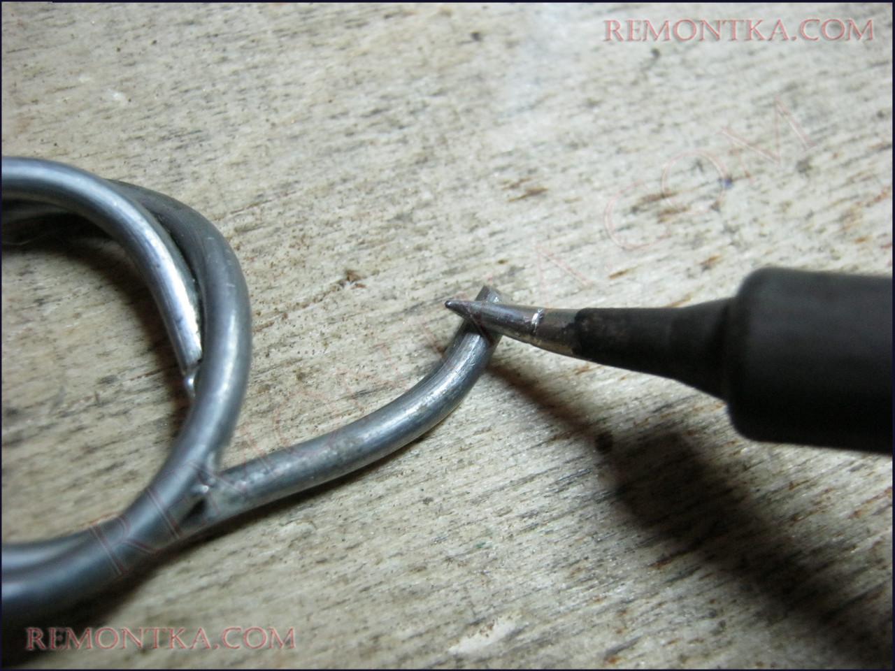 паяльник и припой