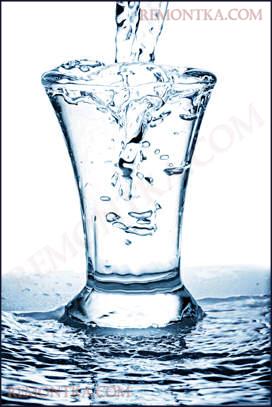 стакан с водой