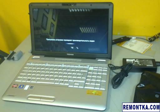 Ноутбук Toshiba Satellite L500D 16Q с Windows 7