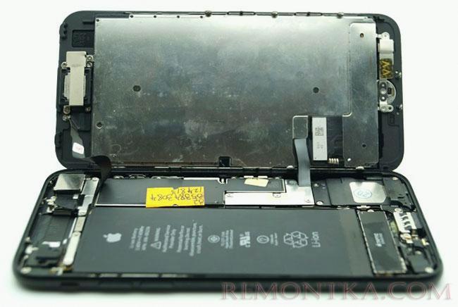 iPhone 7 открыт